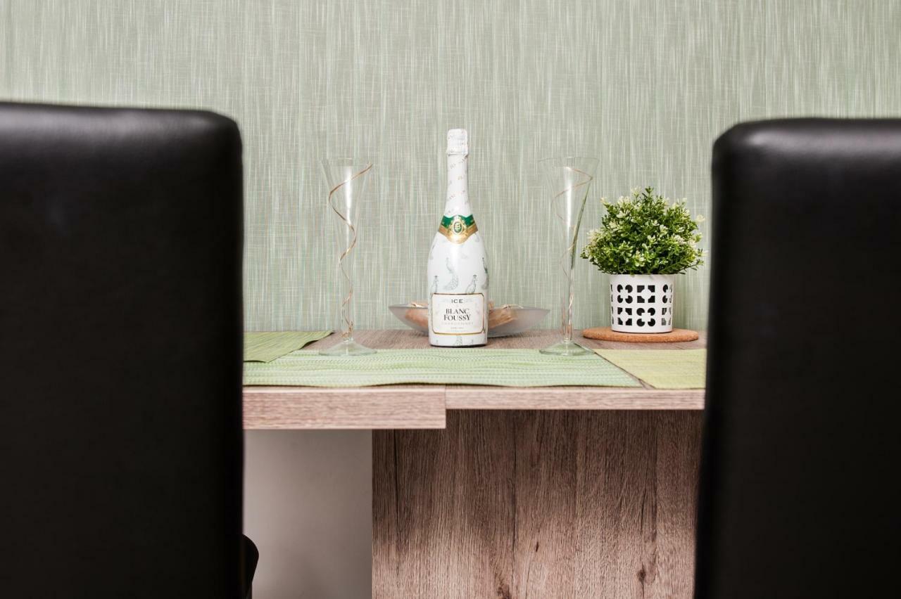 Apartment Magic Zagreb Bagian luar foto